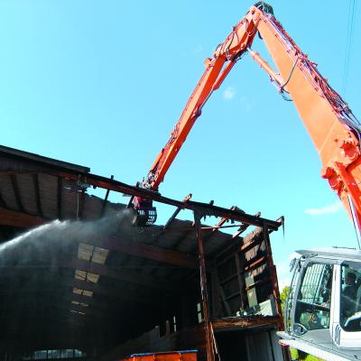 Entfernung Asbestzement Wellplatten mittels Bagger, Suva